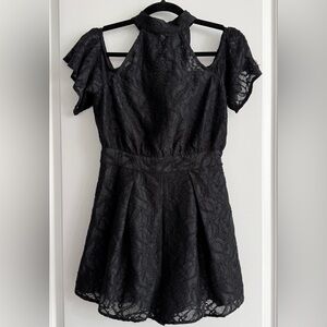 BCBGeneration Black Floral Lace Romper Halter Cold Shoulder NWT Sz 4